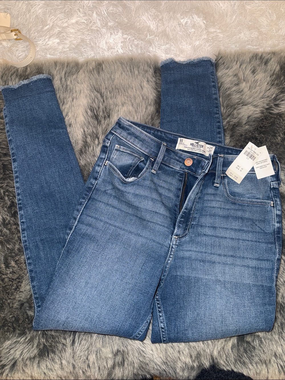 NWT Hollister Jeans Bundle 27 - Picture 2 of 6